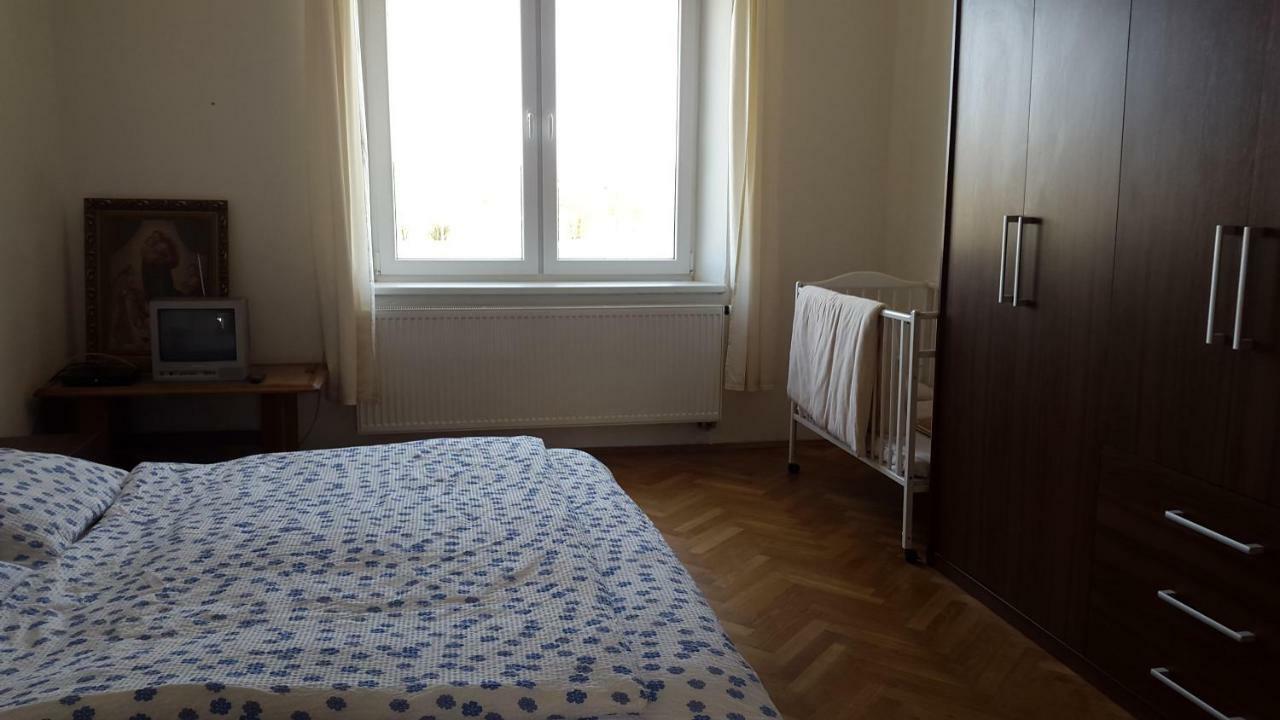 Apartman Ella - Tabor -Cz - U Stadionu Miru 1735 Exterior foto